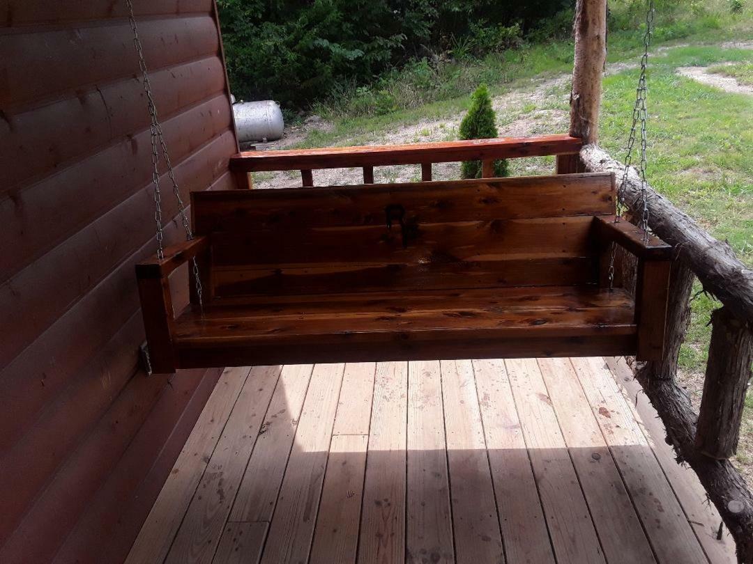 Amish Made Cedar Cabin With A Loft On A Buffalo Farm Close To The Buffalo River Marshall Exterior foto
